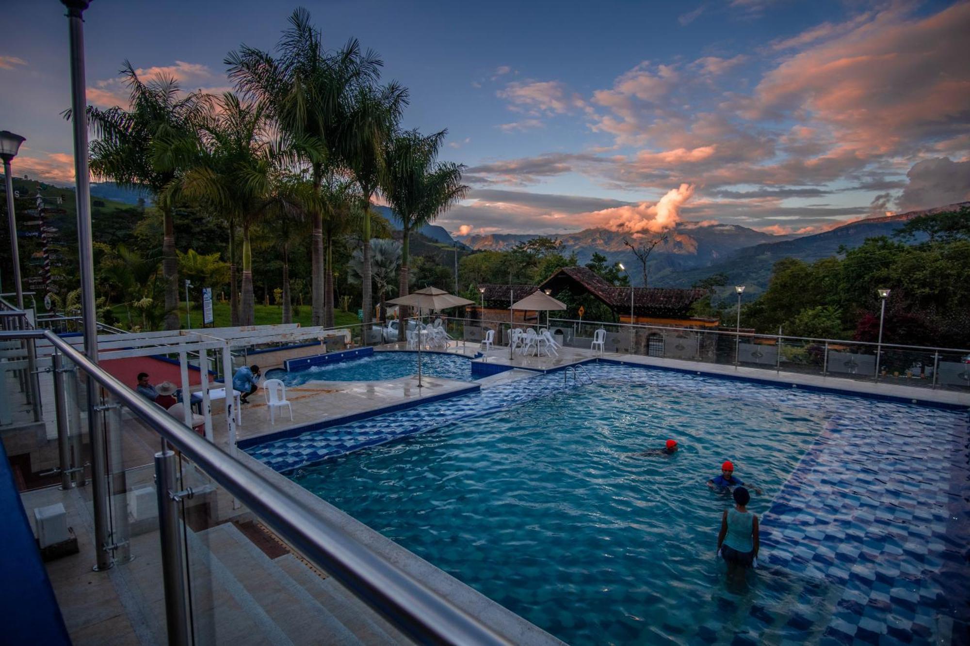 La Cabana Miraflores ภายนอก รูปภาพ